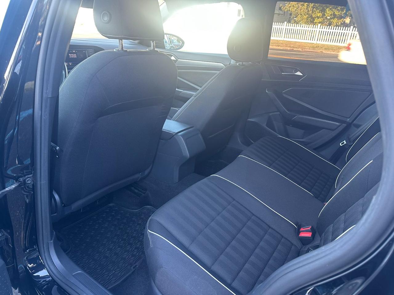 Volkswagen Jetta Sport Auto 2024