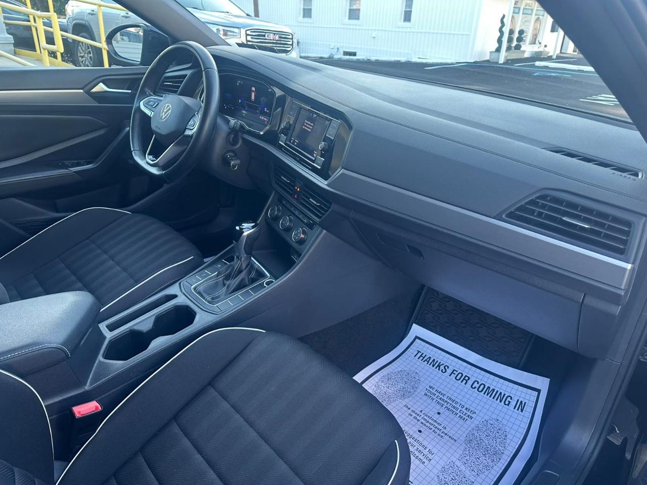 Volkswagen Jetta Sport Auto 2024
