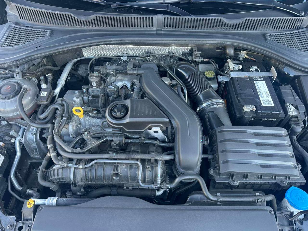 Volkswagen Jetta Sport Auto 2024
