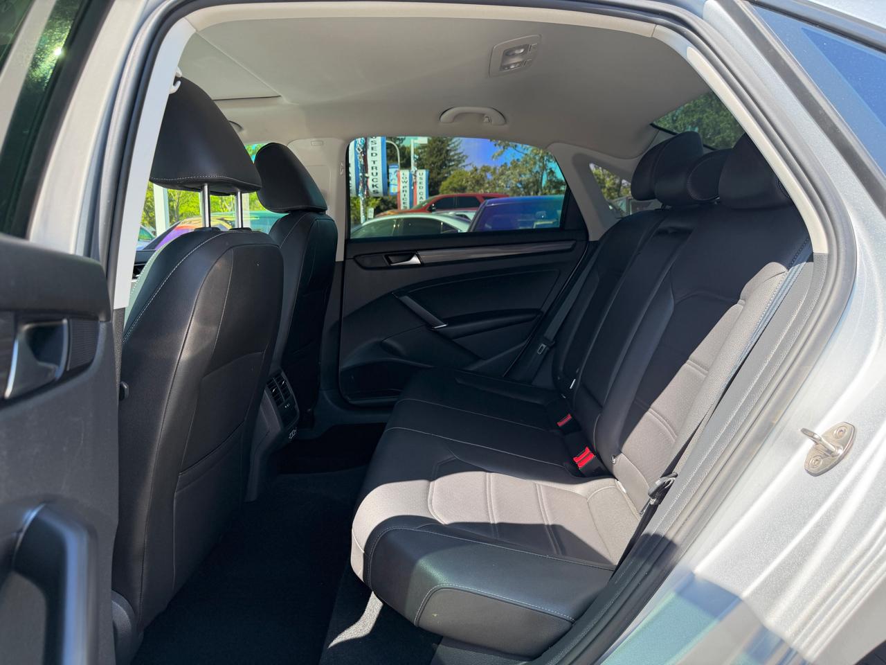 Volkswagen Passat  2020