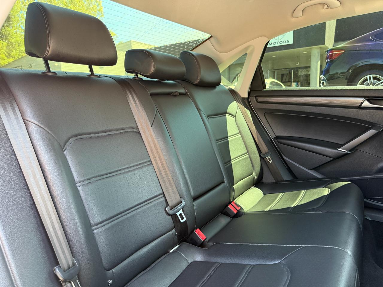 Volkswagen Passat  2020