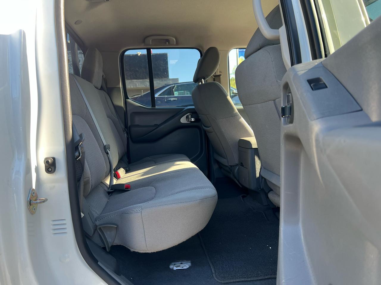 Nissan Frontier  2019