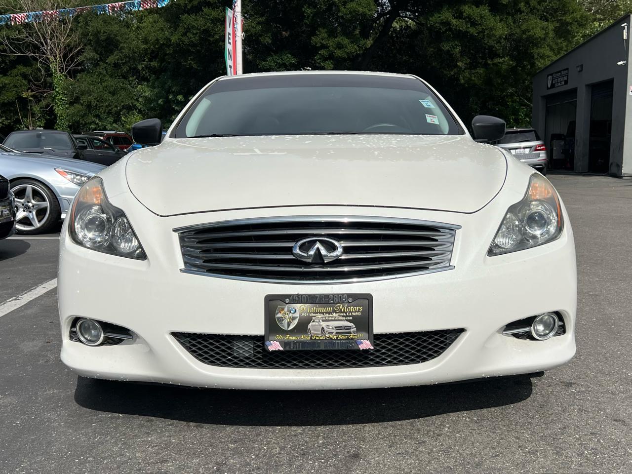 Infiniti Q60 Coupe  2015