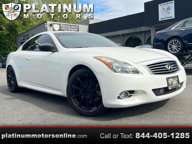 Majestic White 2015 INFINITI Q60 Sport Coupe RWD Coupe Rear-Wheel Drive 7-Speed Automatic