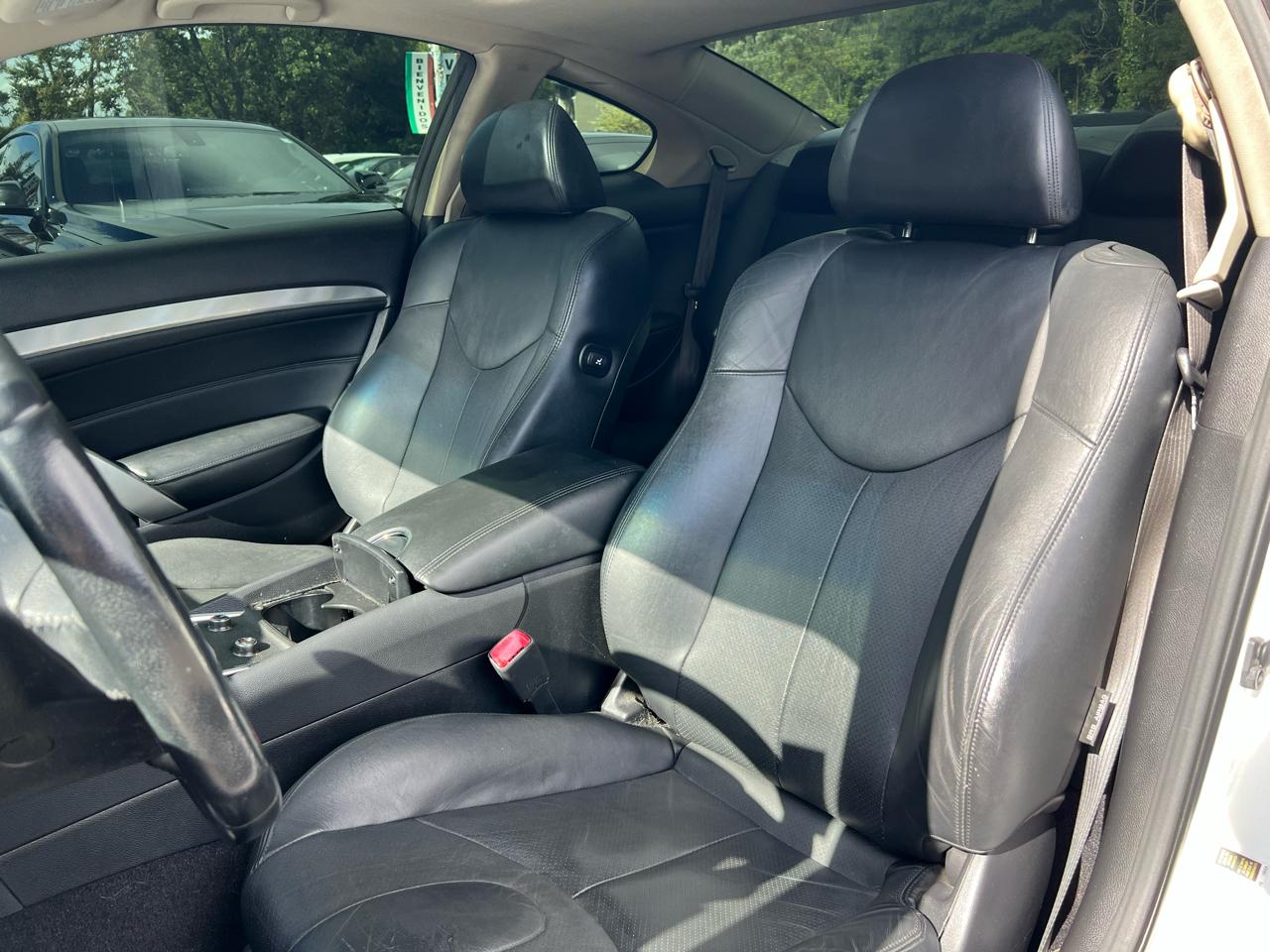 Infiniti Q60 Coupe  2015