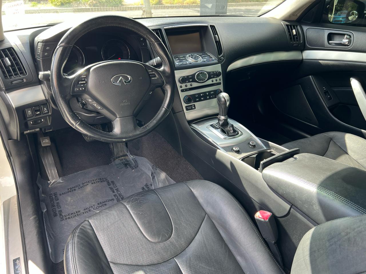 Infiniti Q60 Coupe  2015