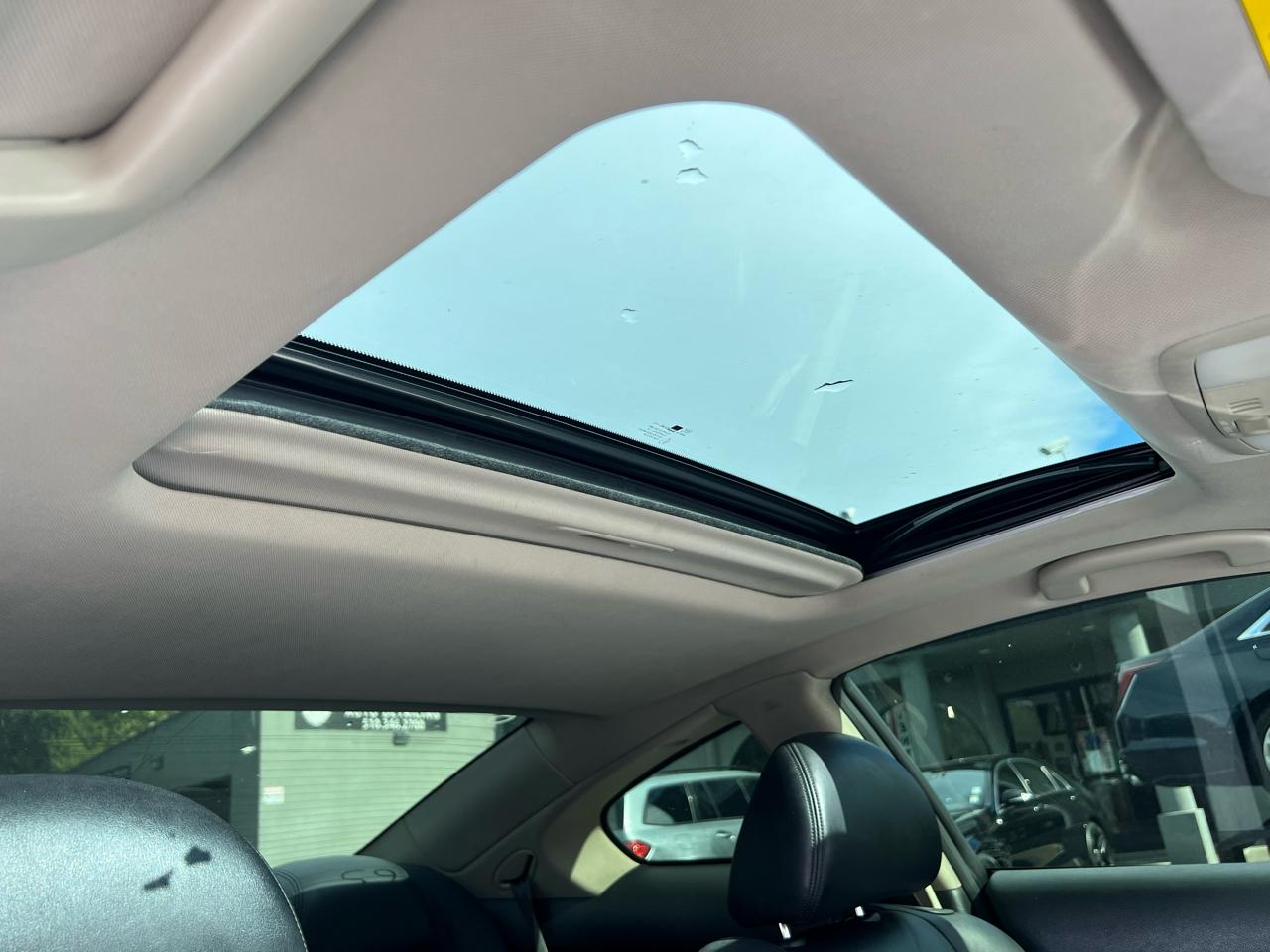 Infiniti Q60 Coupe  2015