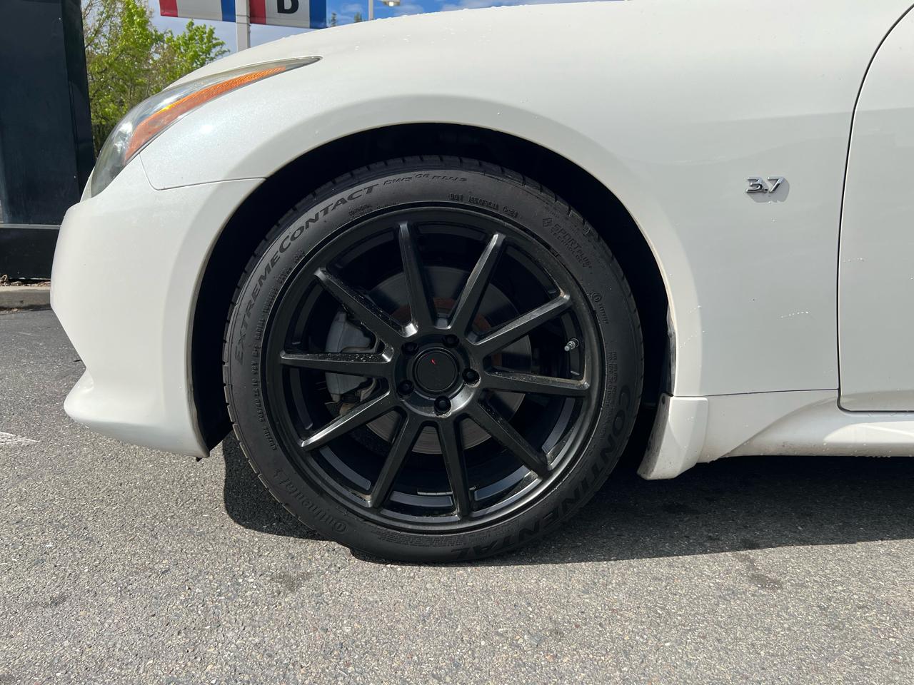 Infiniti Q60 Coupe  2015