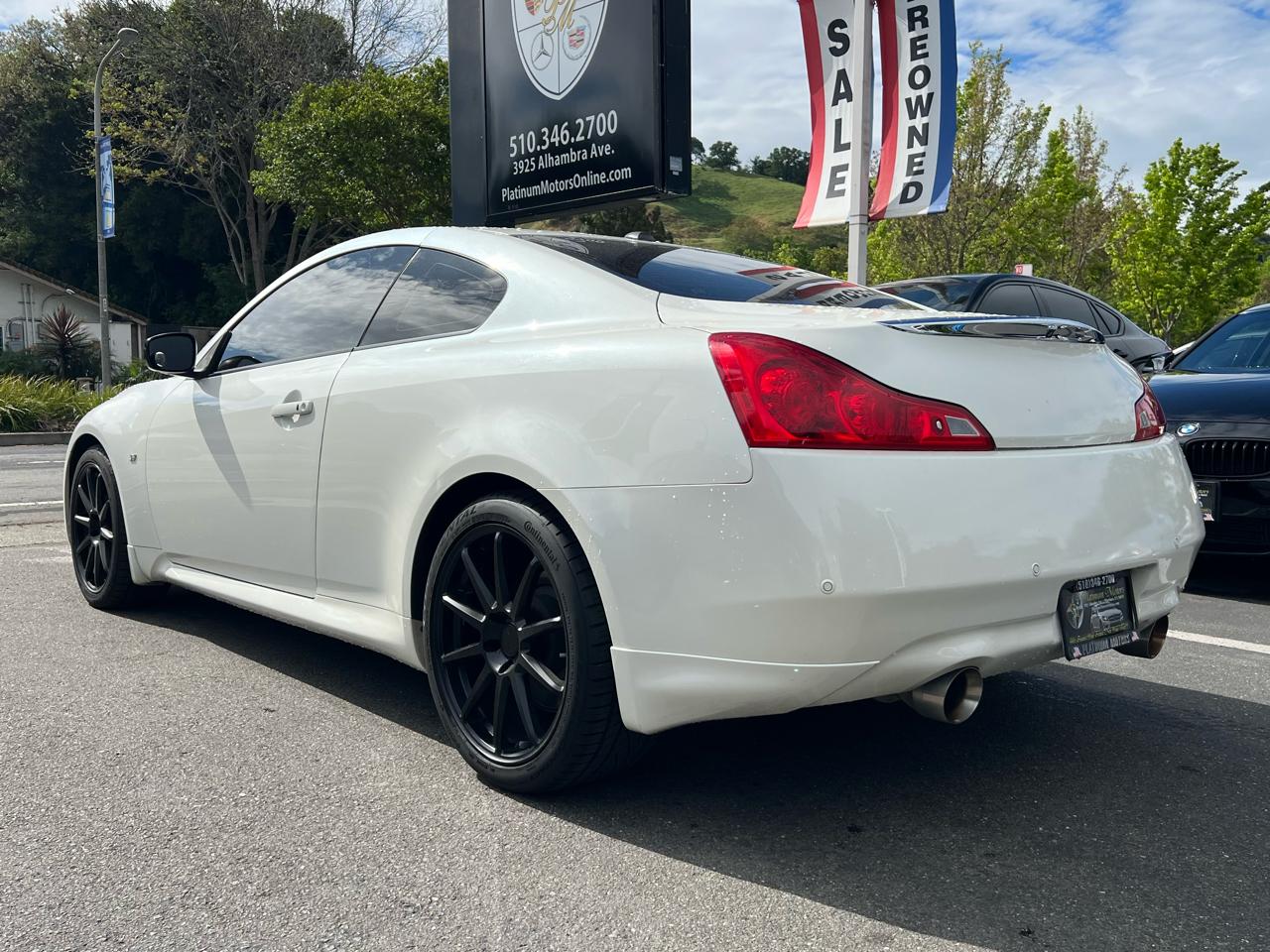 Infiniti Q60 Coupe  2015