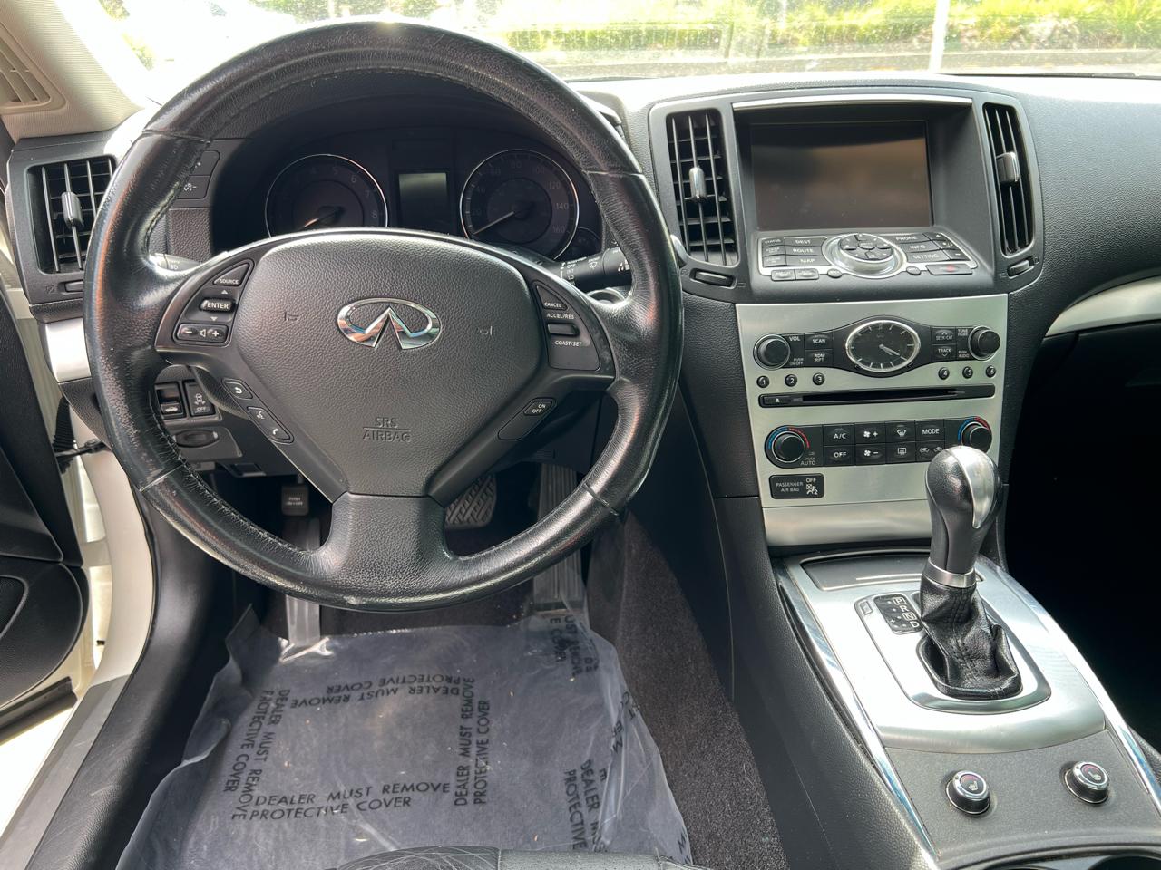 Infiniti Q60 Coupe  2015