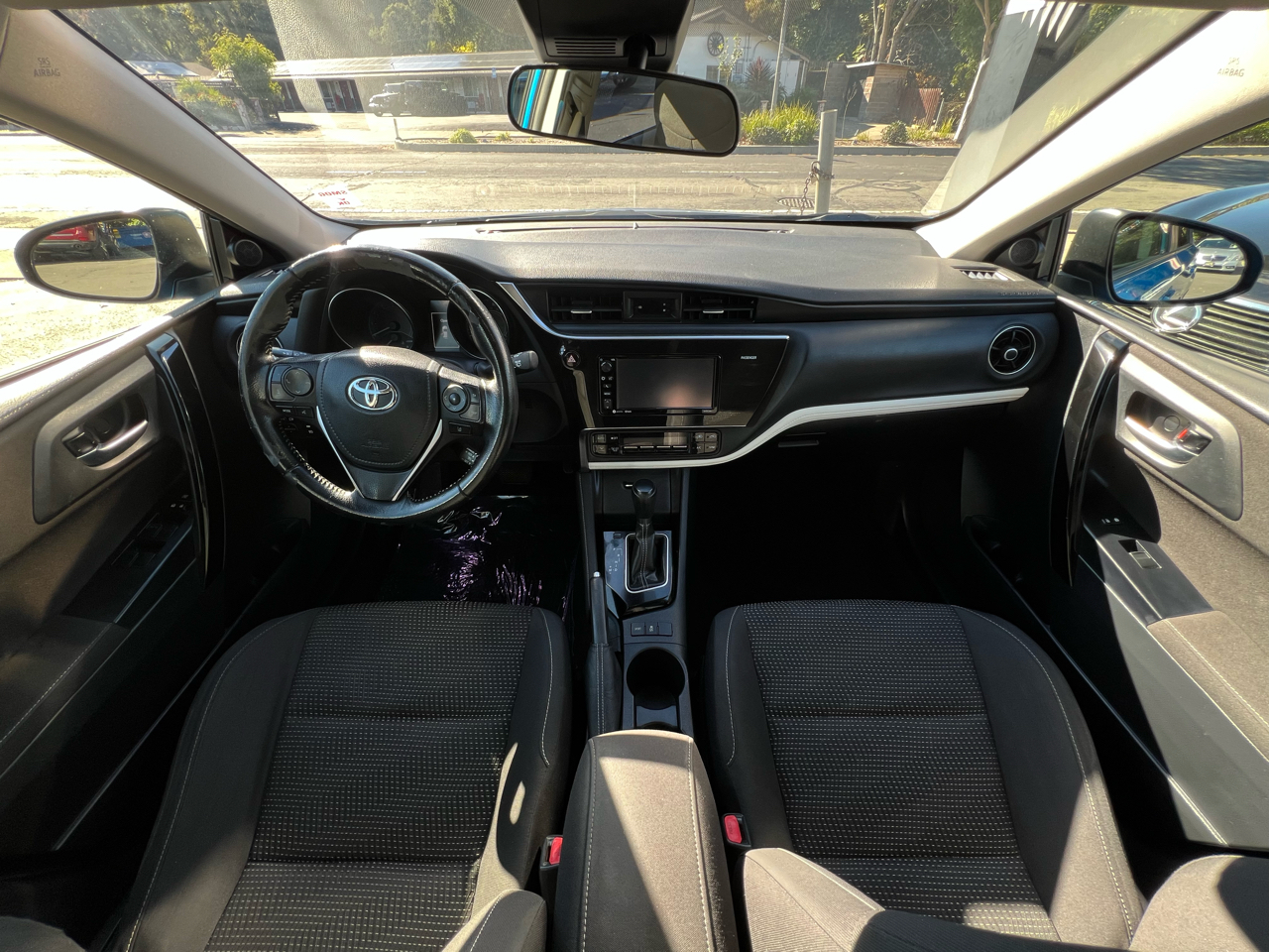 Toyota Corolla iM  2017 Toyota Corolla iM  2017