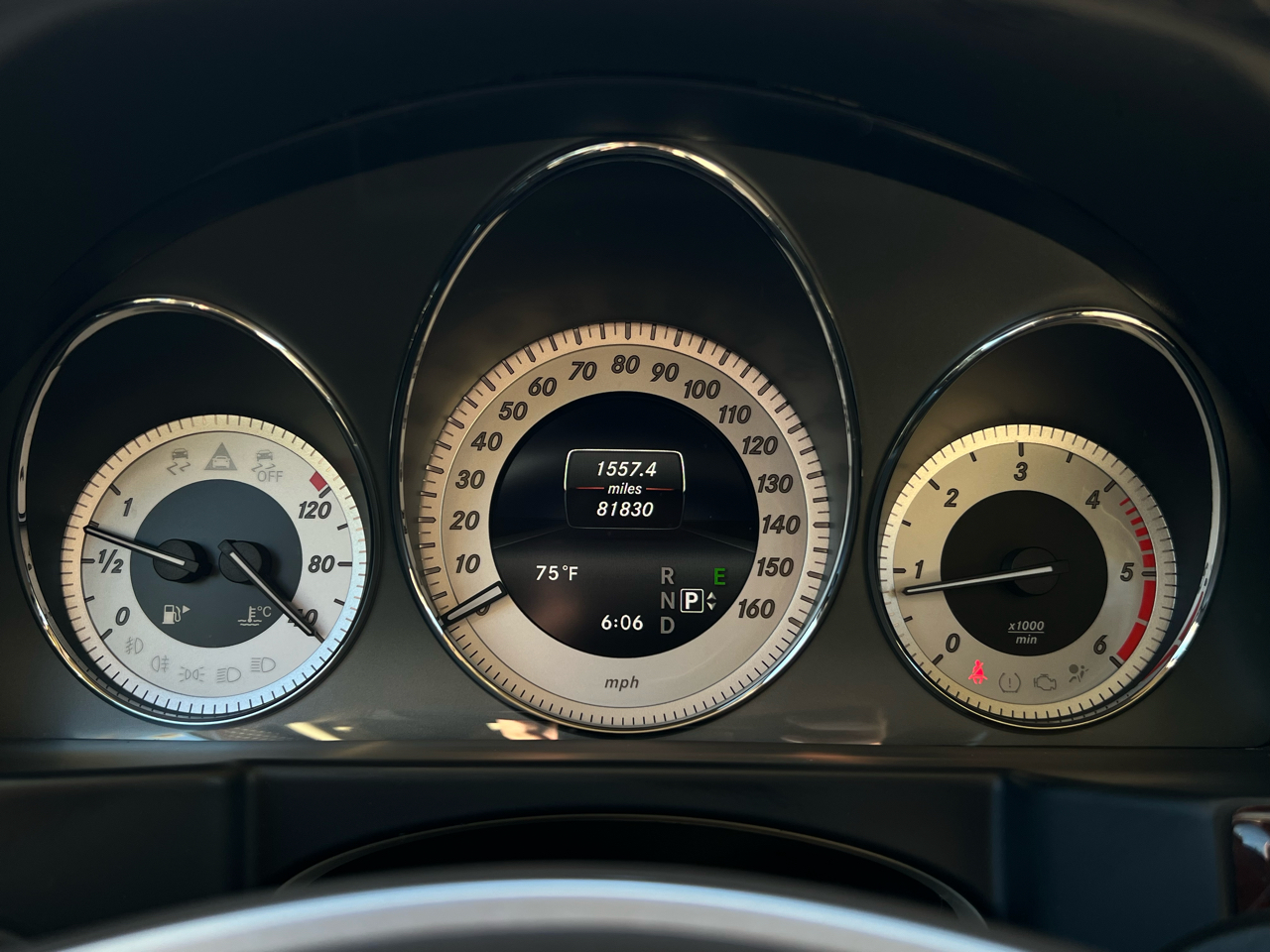 Mercedes-Benz GLK-Class 4MATIC 4dr GLK 250 BlueTEC 2015 Mercedes-Benz GLK-Class 4MATIC 4dr GLK 250 BlueTEC 2015