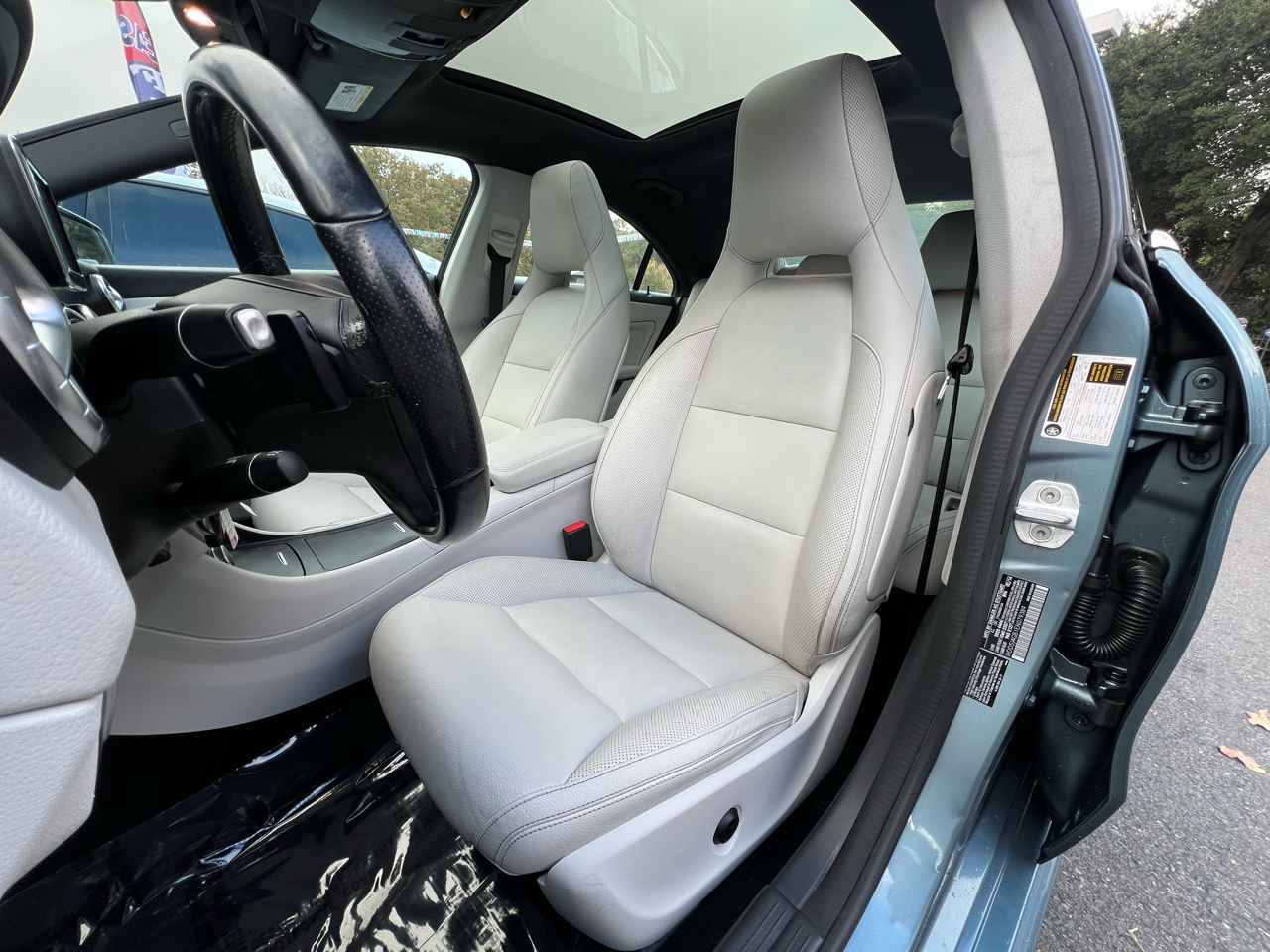 Mercedes-Benz CLA-Class  2014