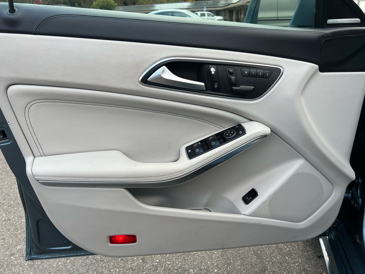 Mercedes-Benz CLA-Class  2014