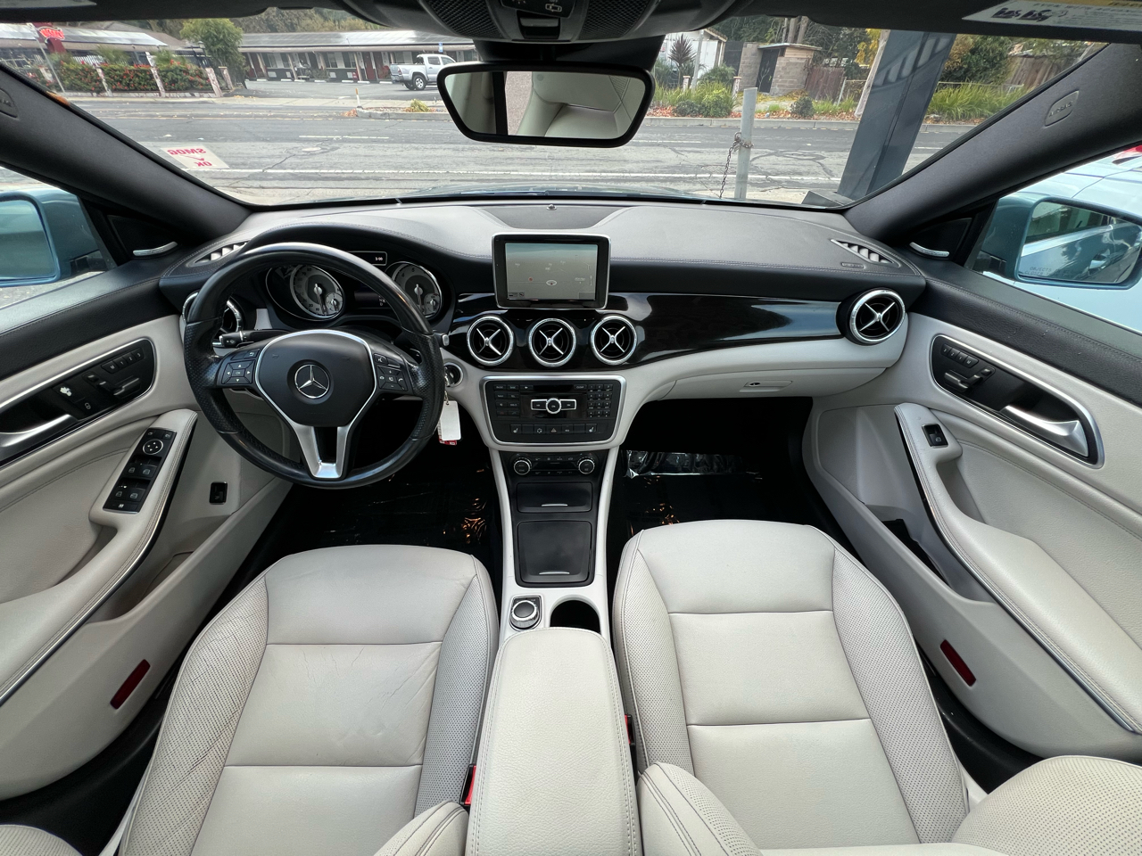 Mercedes-Benz CLA-Class  2014