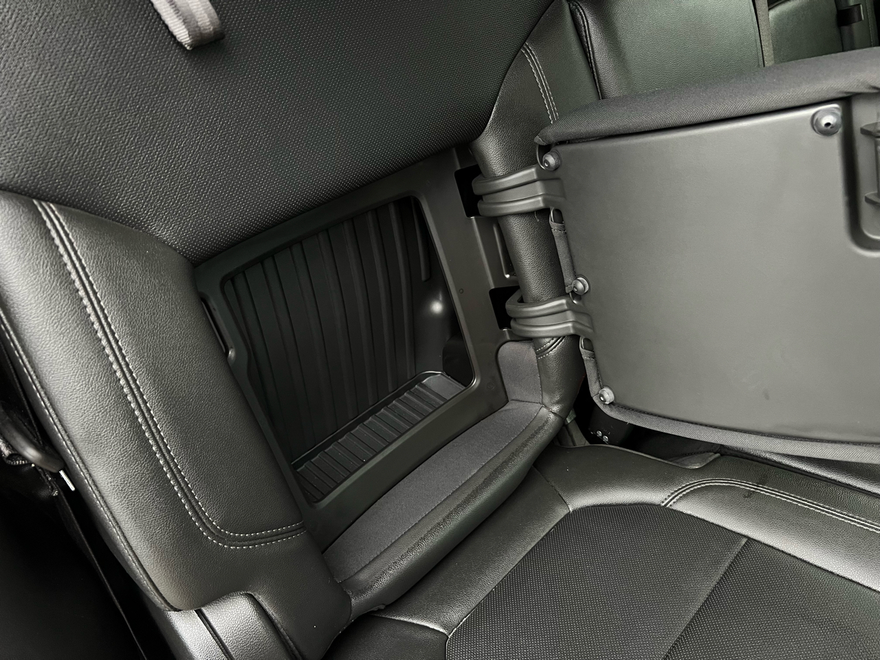 Chevrolet Silverado 1500 4WD Crew Cab 147" LTZ 2019