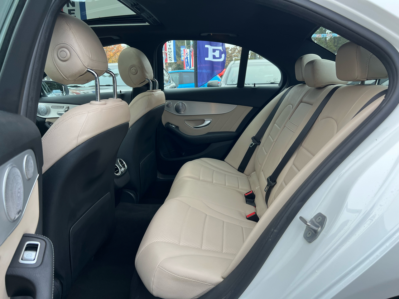 Mercedes-Benz C-Class  2021