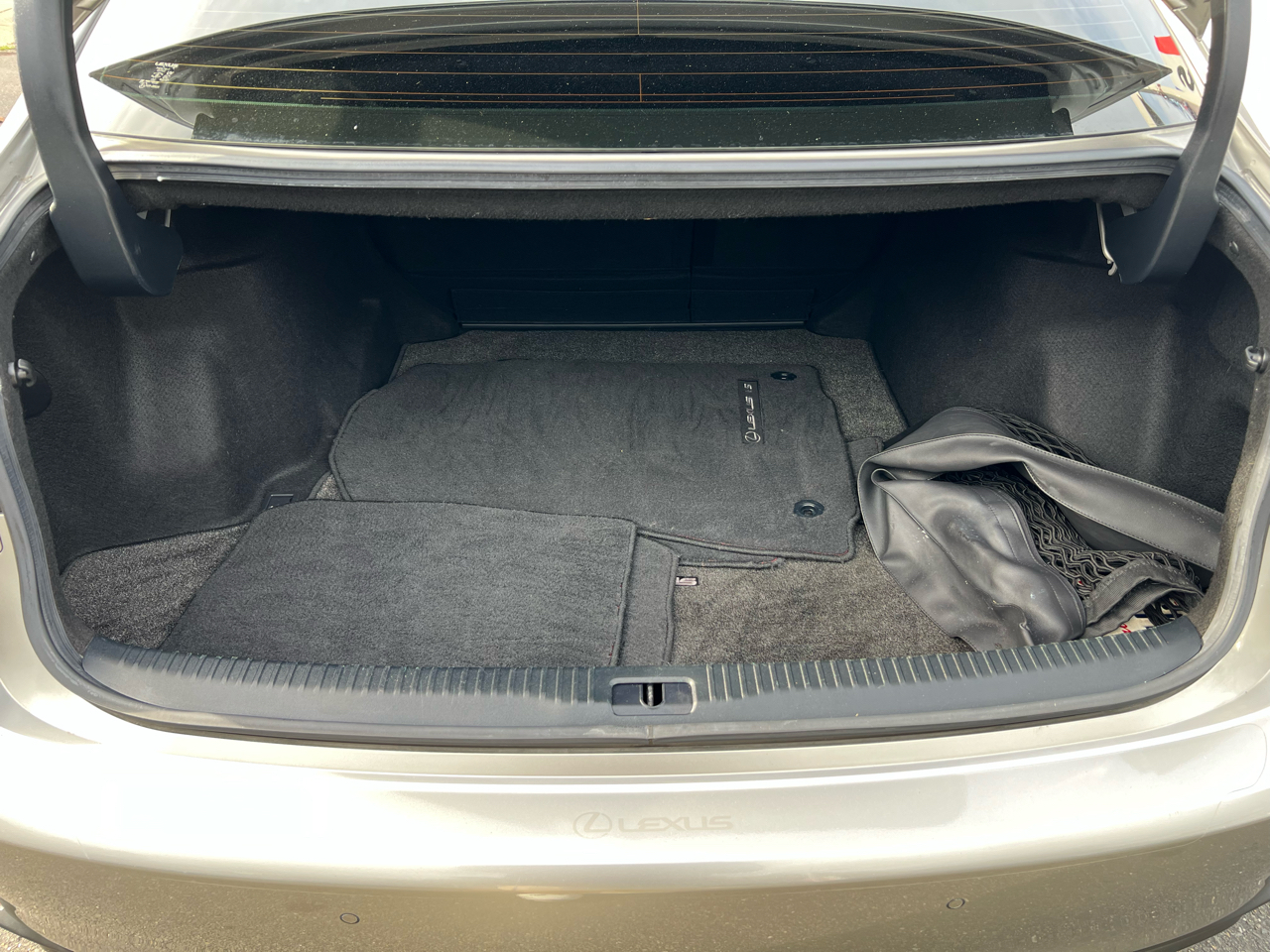 Lexus IS IS 300 RWD 2019