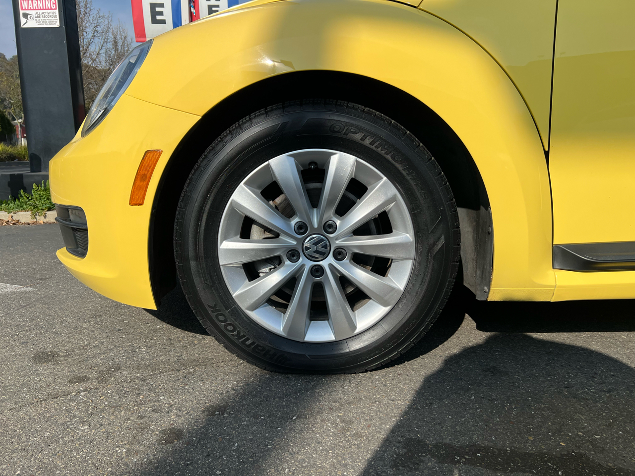 Volkswagen Beetle Coupe  2015