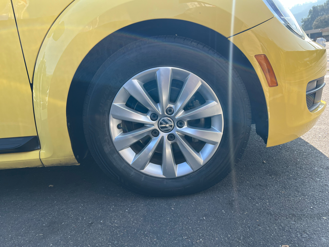 Volkswagen Beetle Coupe  2015