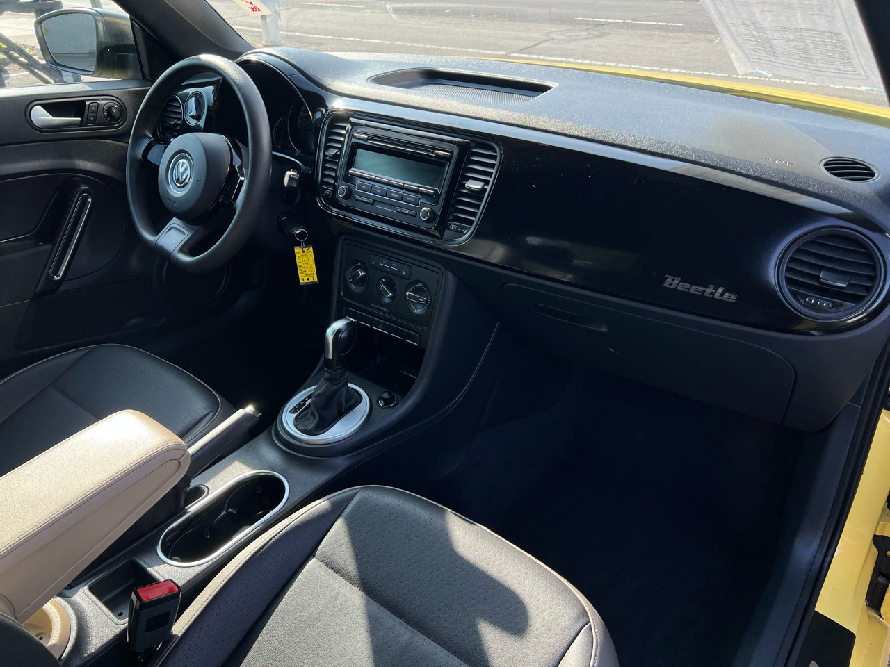 Volkswagen Beetle Coupe  2015