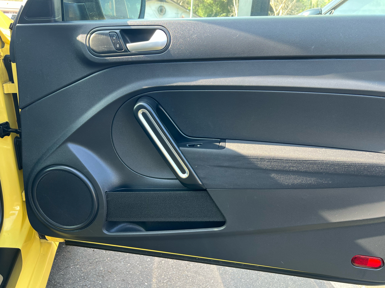 Volkswagen Beetle Coupe  2015