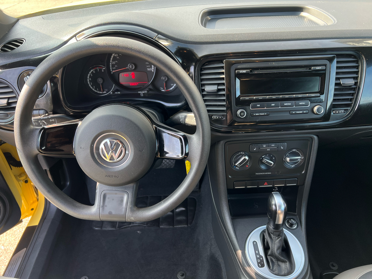 Volkswagen Beetle Coupe  2015