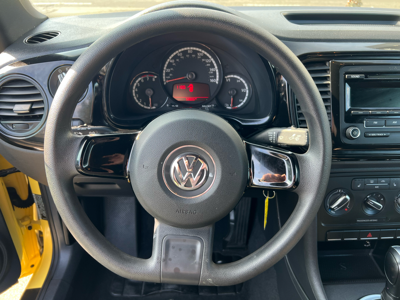 Volkswagen Beetle Coupe  2015