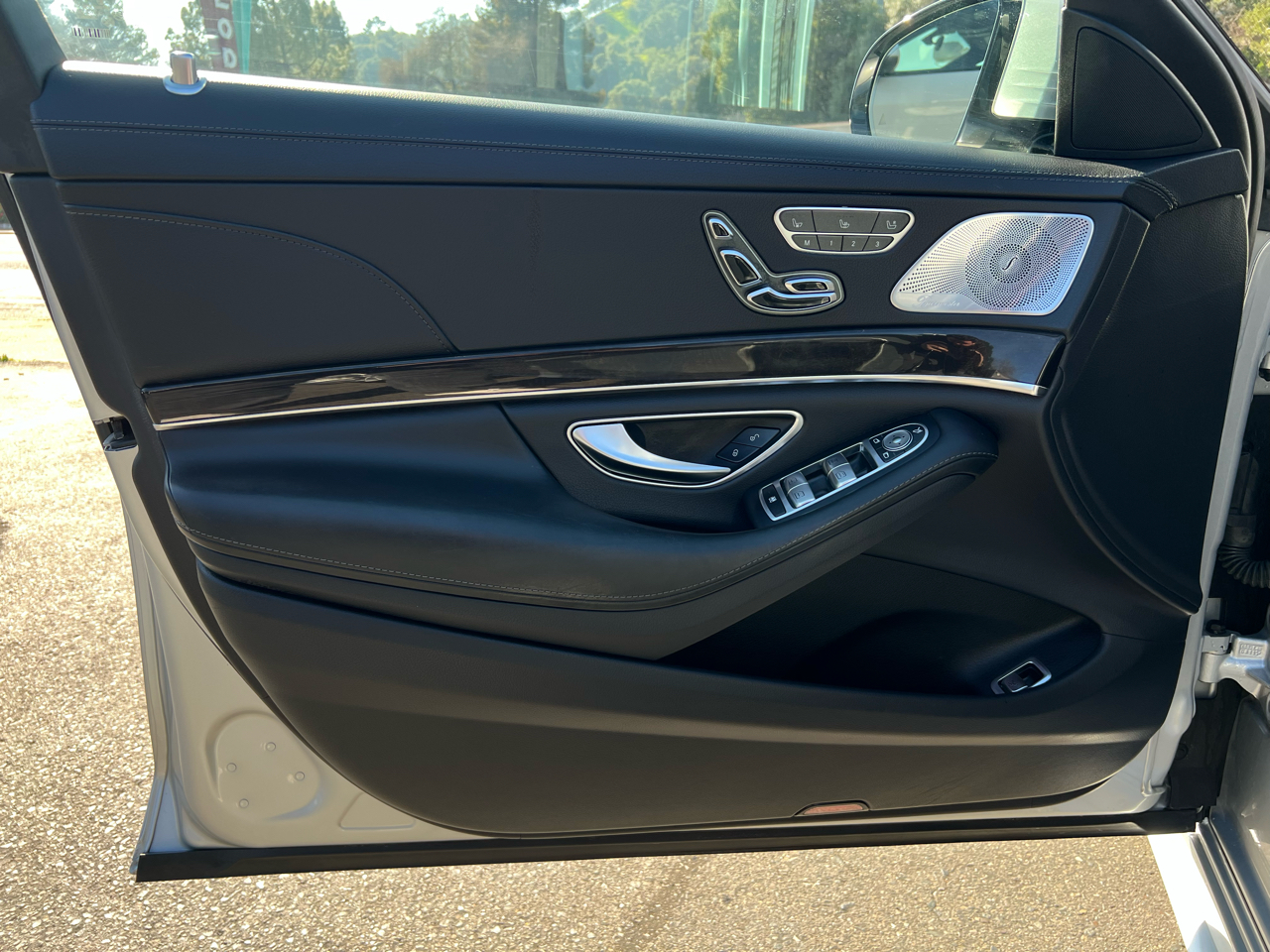 Mercedes-Benz S-Class  2016