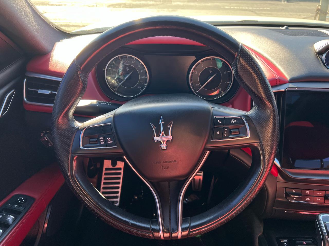Maserati Ghibli  2021