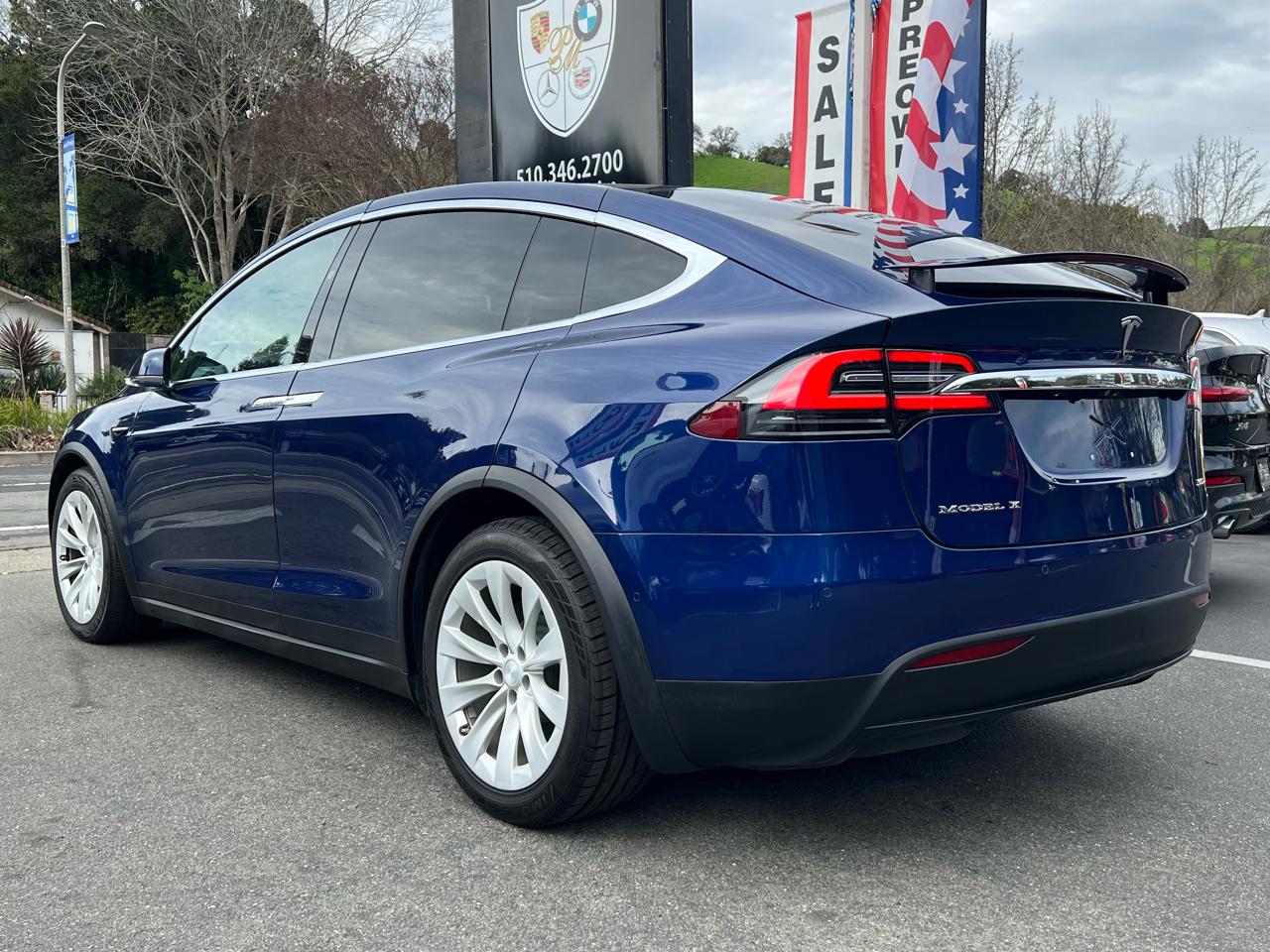 Tesla Model X  2018