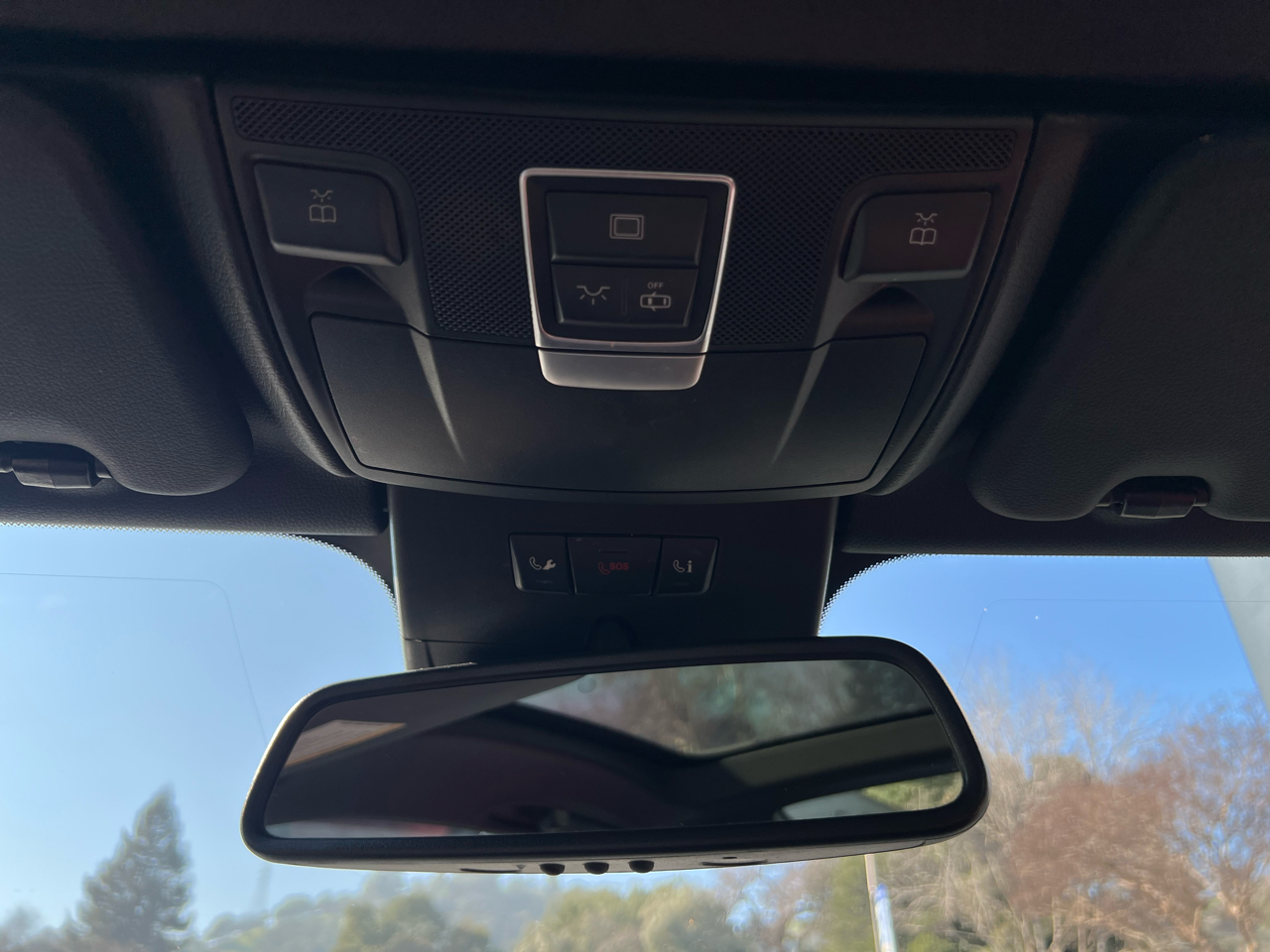 Mercedes-Benz SL-Class  2015