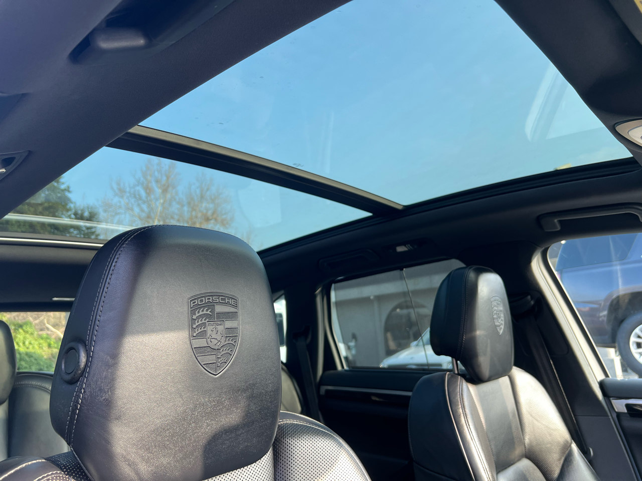 Porsche Cayenne  2017