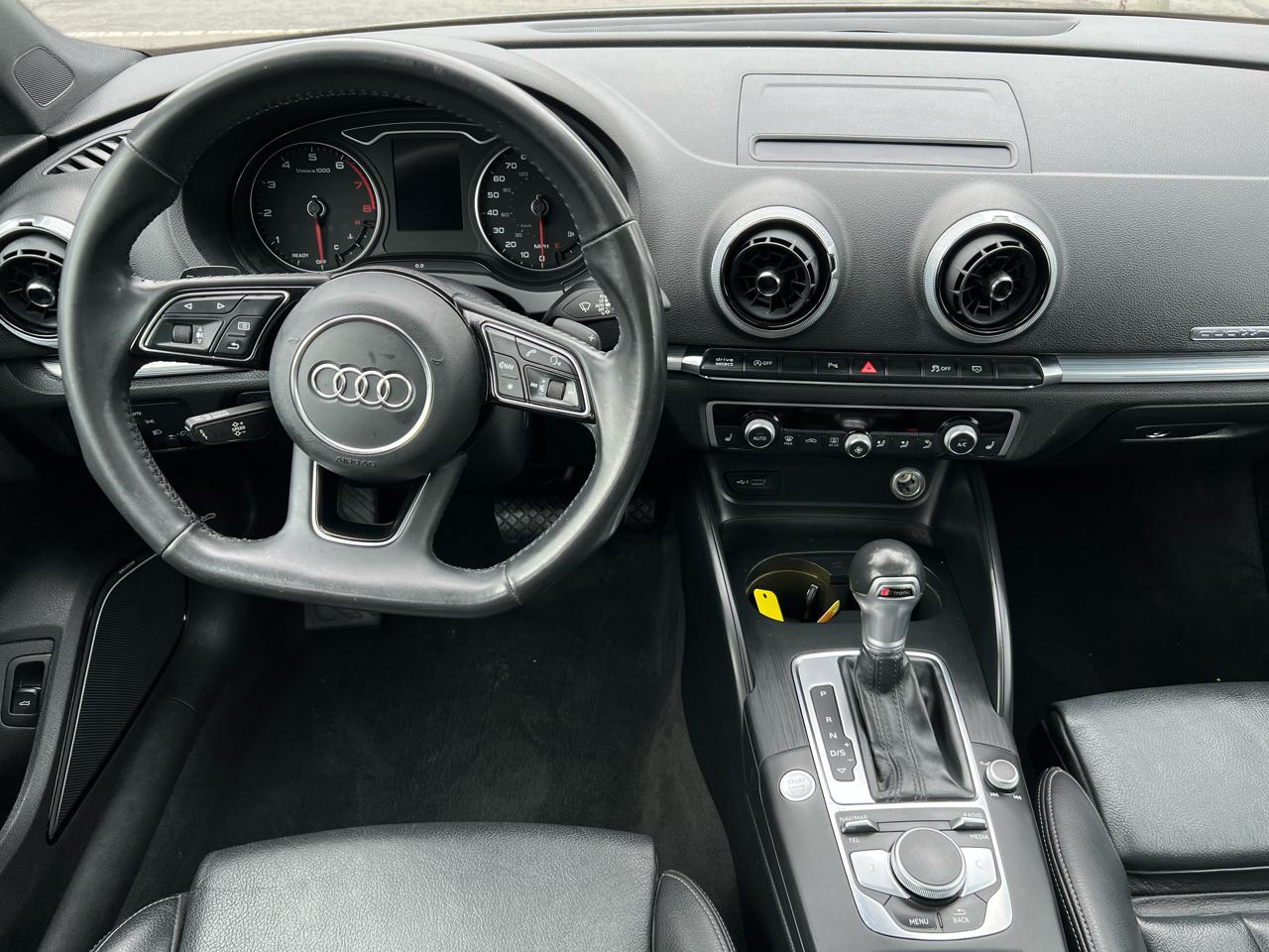 Audi A3 Sedan S line Premium Plus 45 TFSI quattro 2020