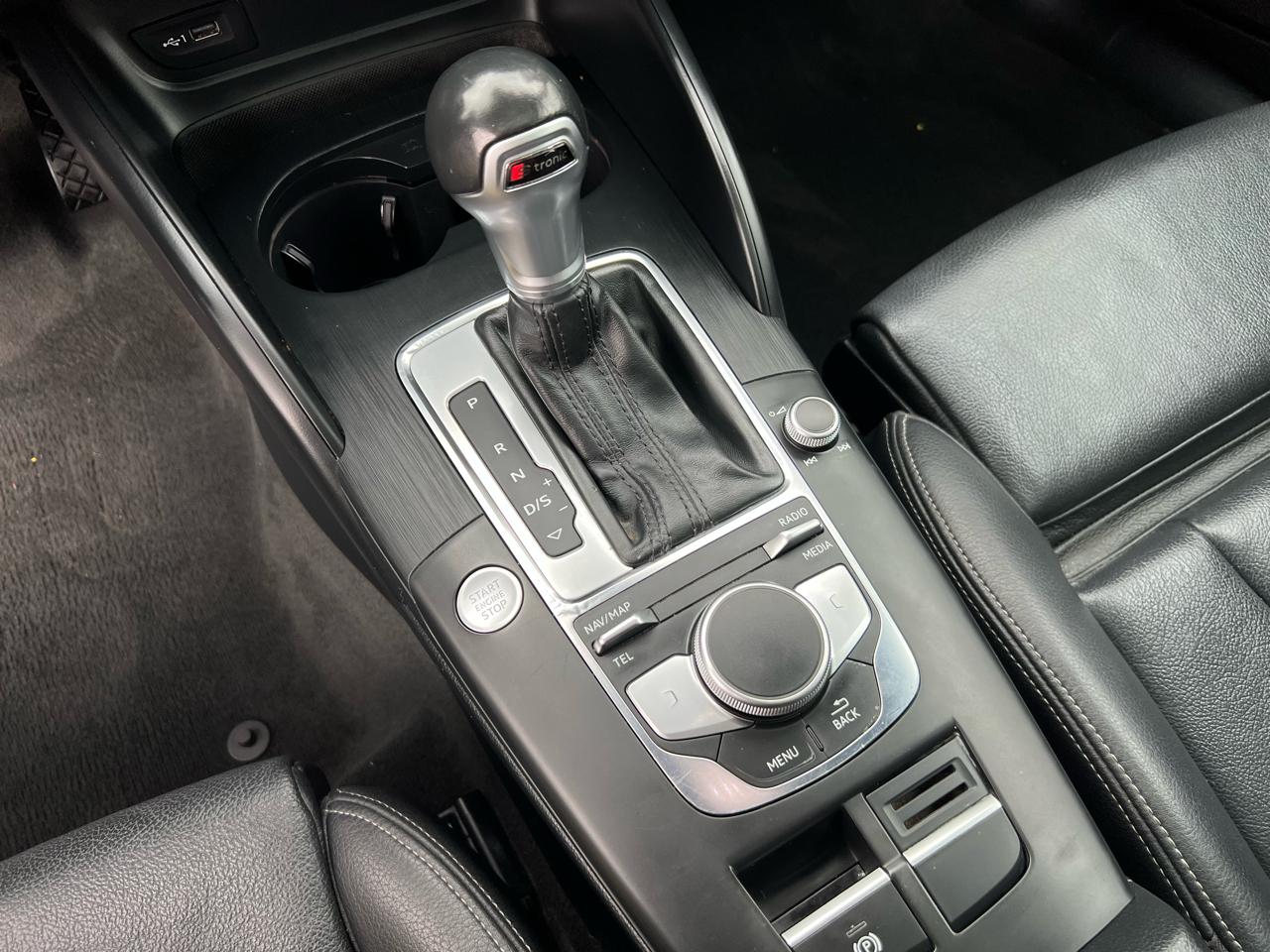 Audi A3 Sedan S line Premium Plus 45 TFSI quattro 2020