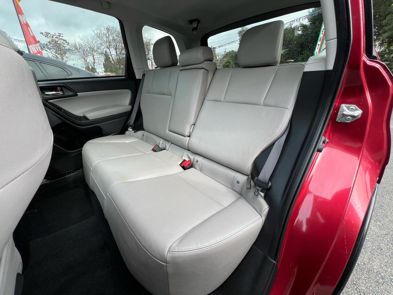 Subaru Forester  2015