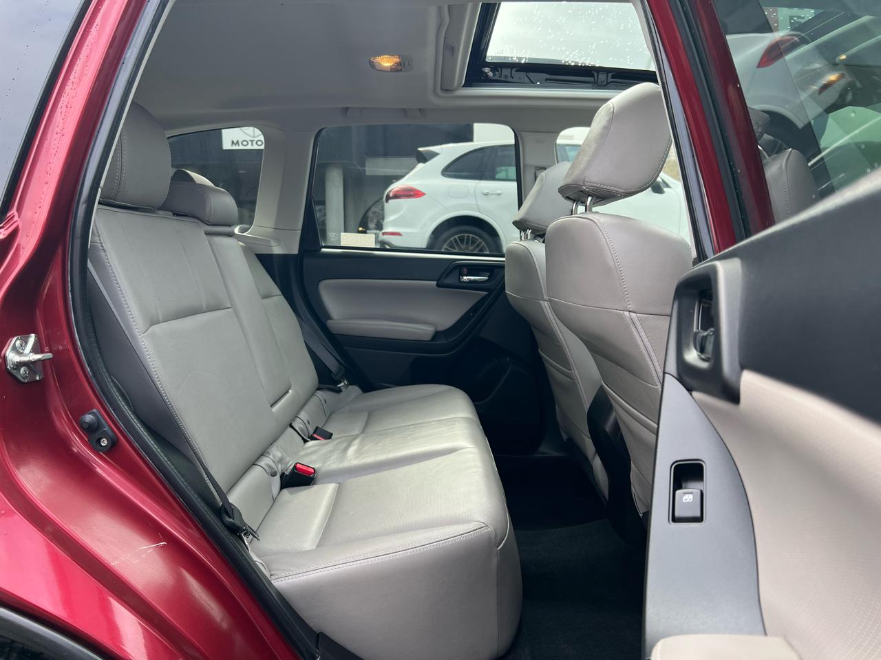 Subaru Forester  2015