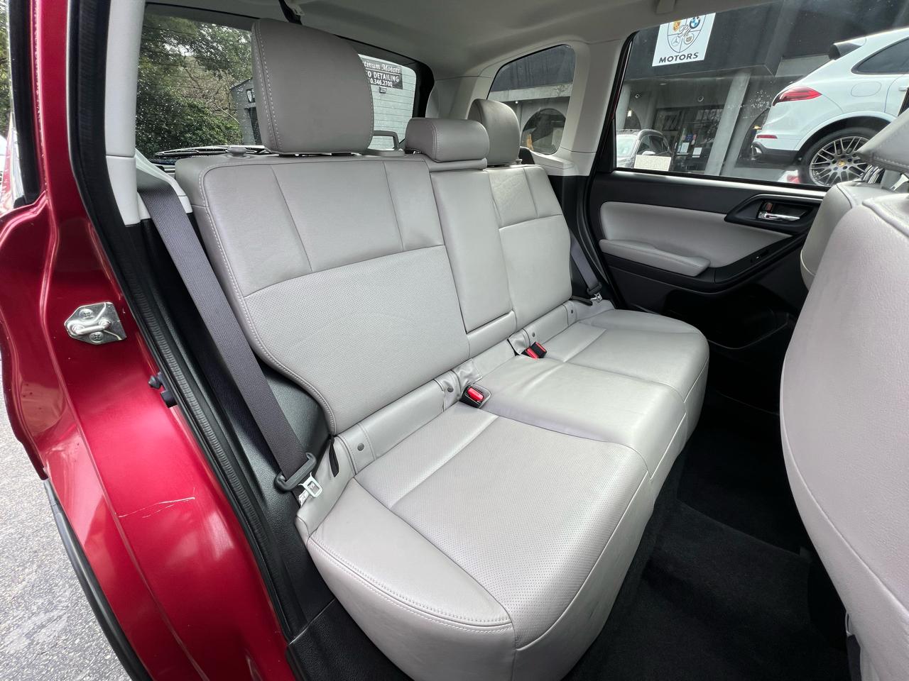 Subaru Forester  2015