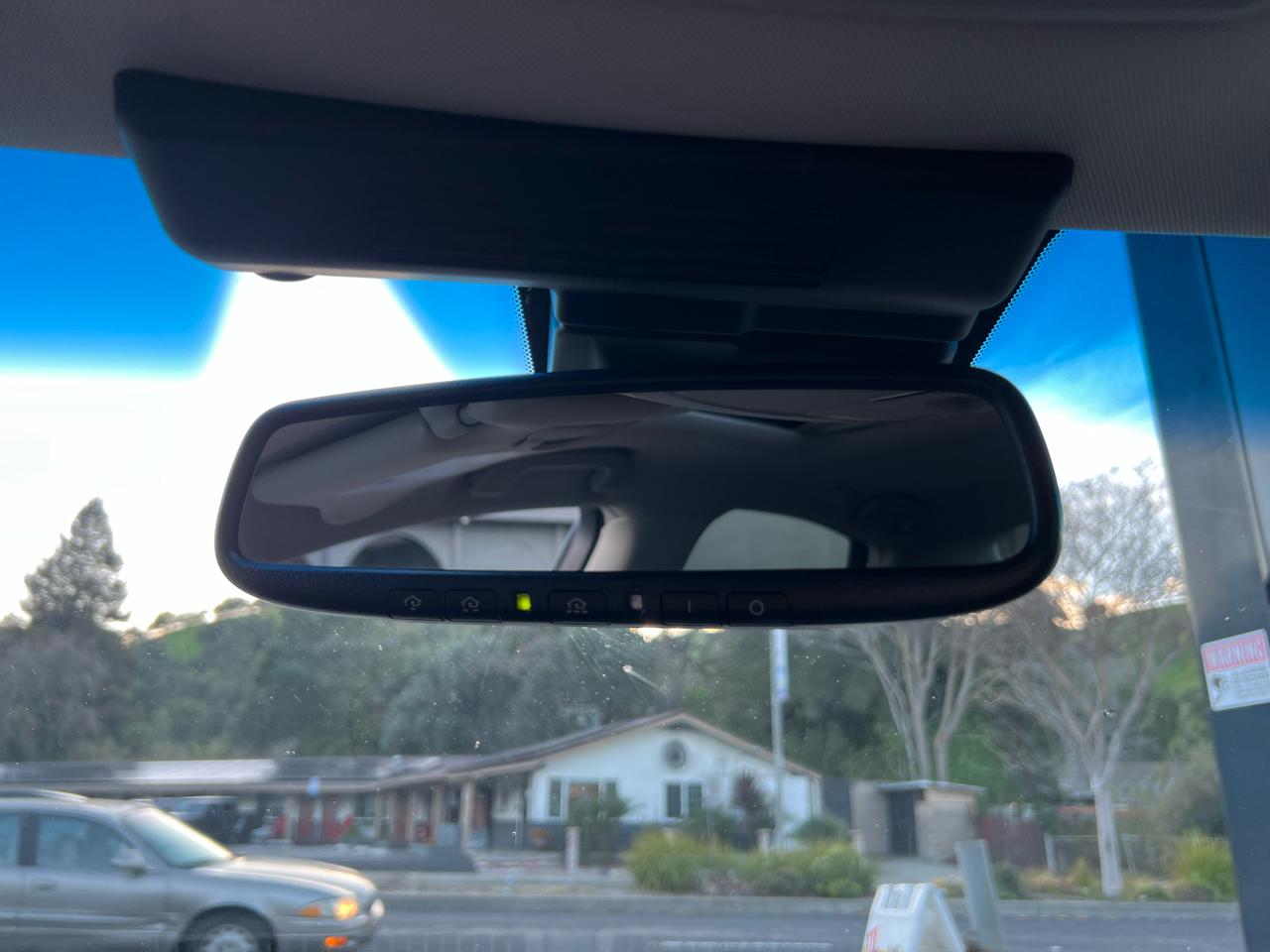 Infiniti Q70 3.7 LUXE RWD 2019