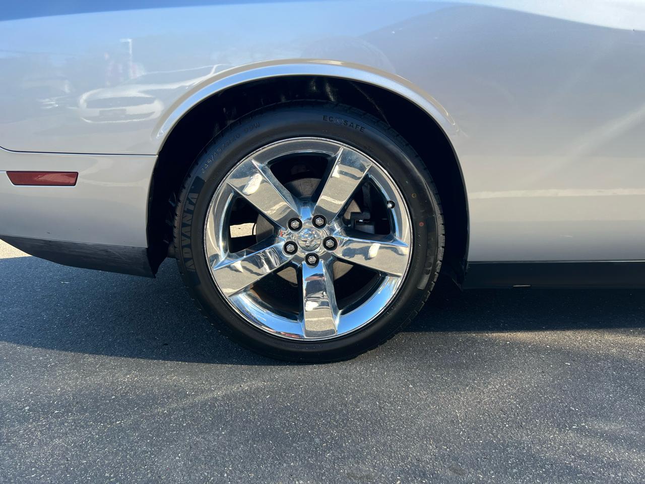 Dodge Challenger  2009