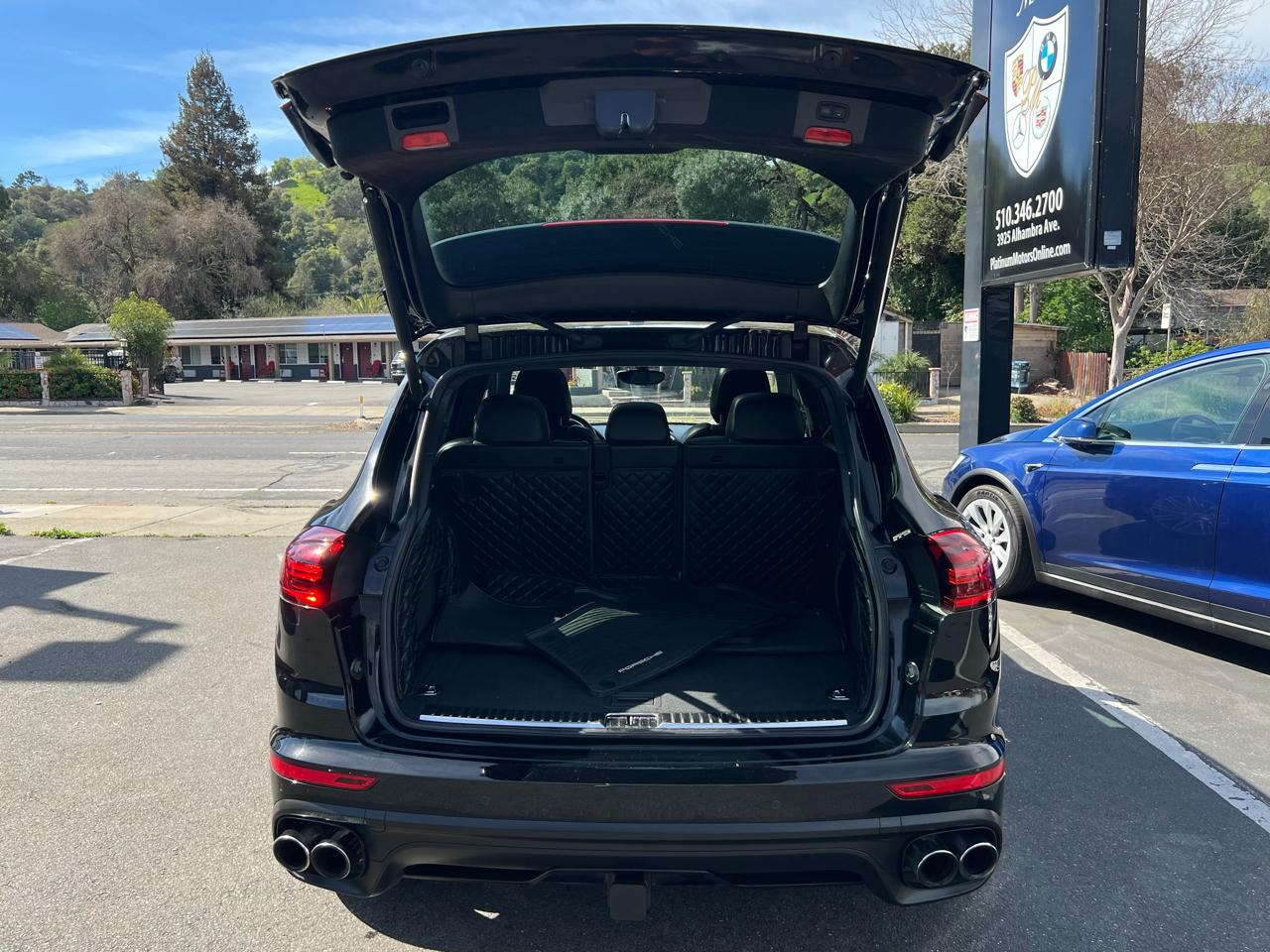 Porsche Cayenne  2016