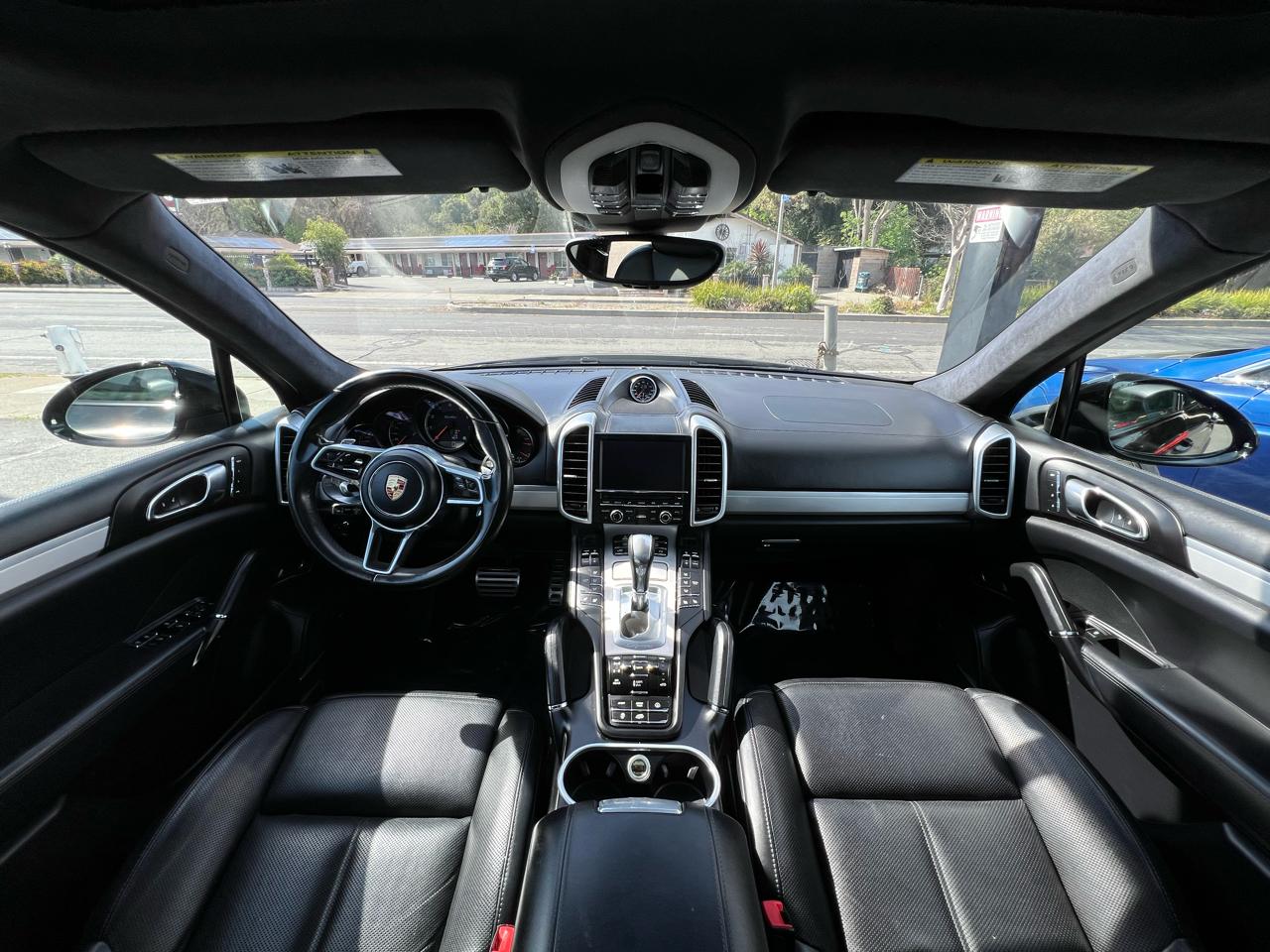 Porsche Cayenne  2016