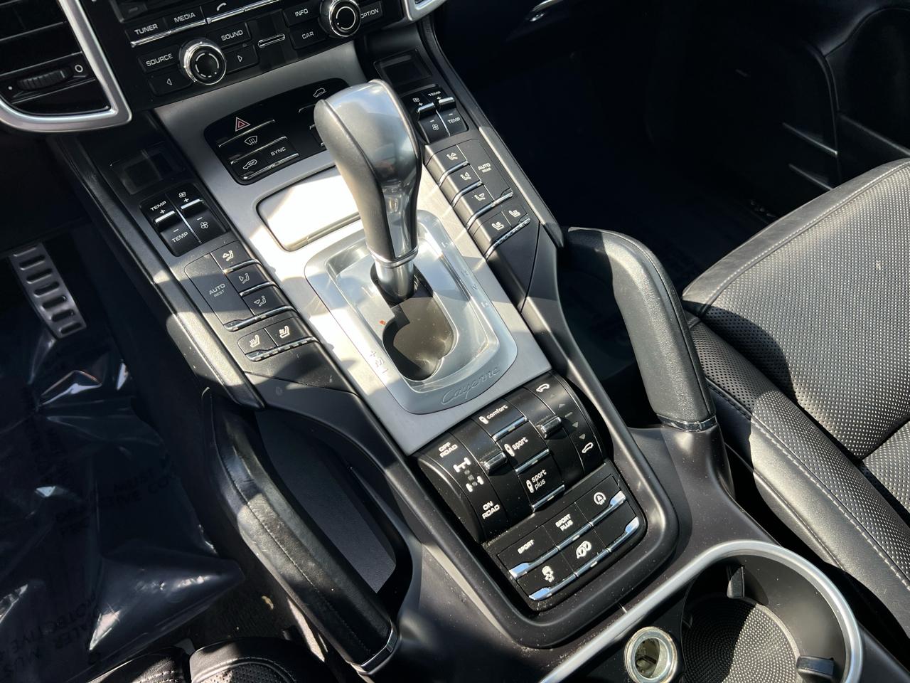 Porsche Cayenne  2016