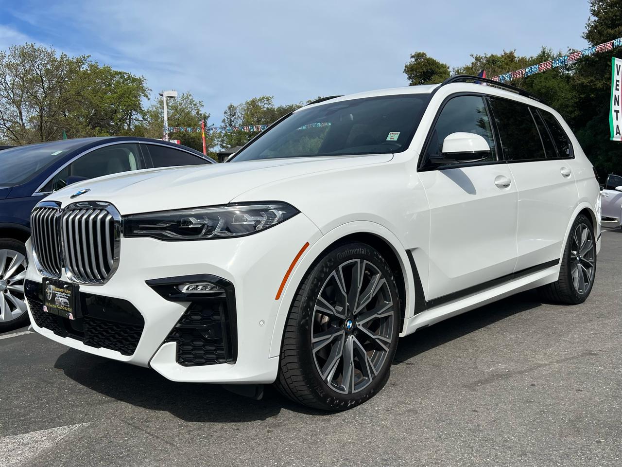 BMW X7 xDrive40i Sports Activity Vehicle 2021
