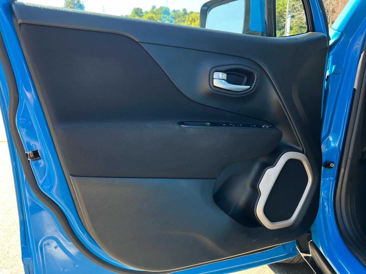 Jeep Renegade 4WD 4dr Latitude 2015