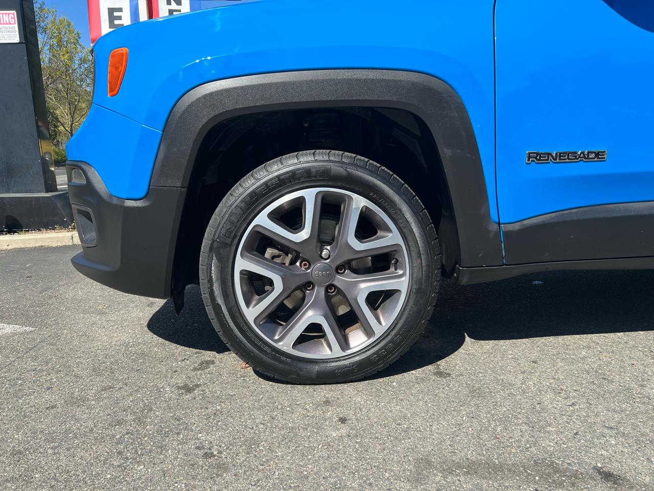 Jeep Renegade 4WD 4dr Latitude 2015