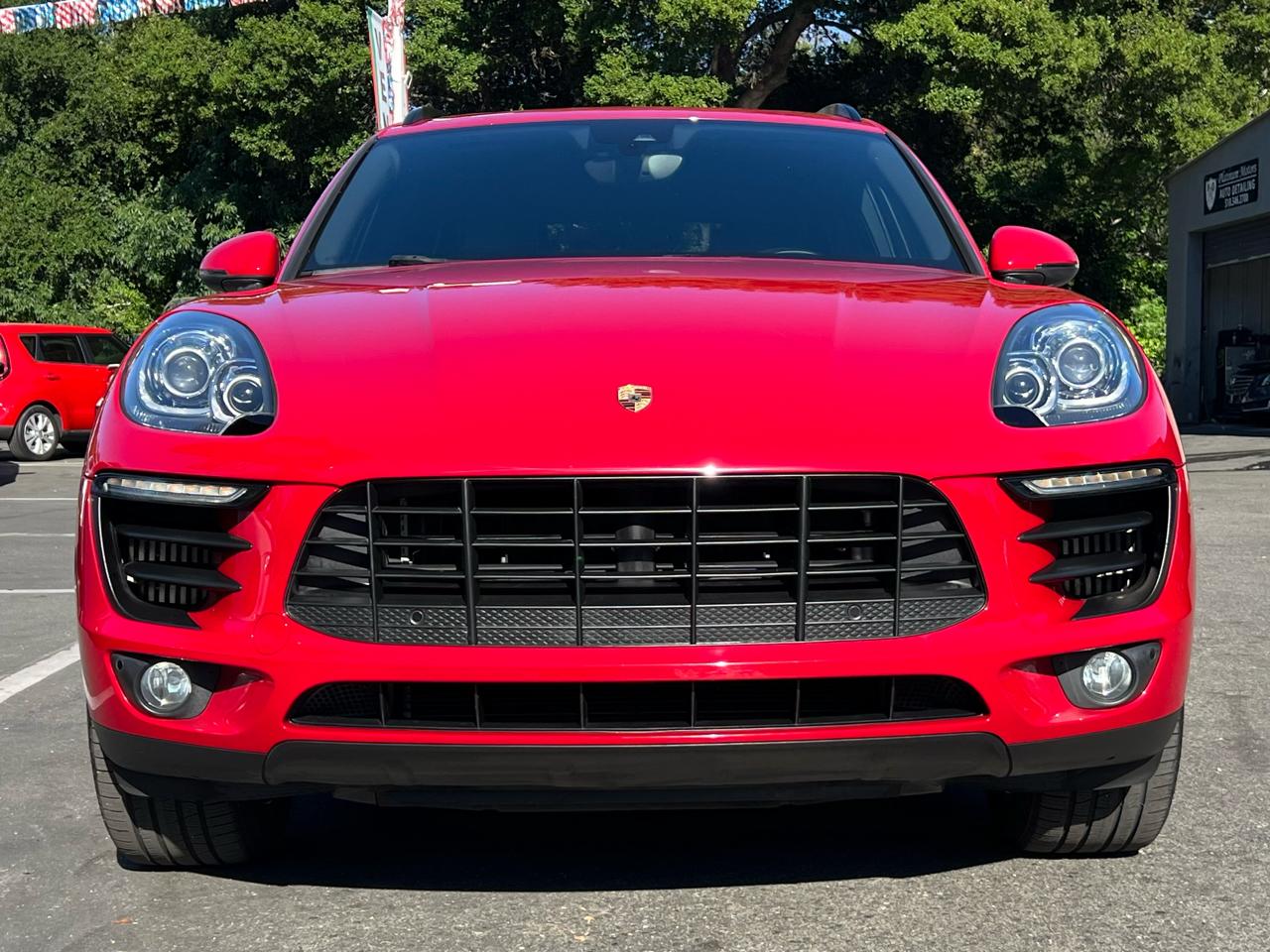 Porsche Macan  2018