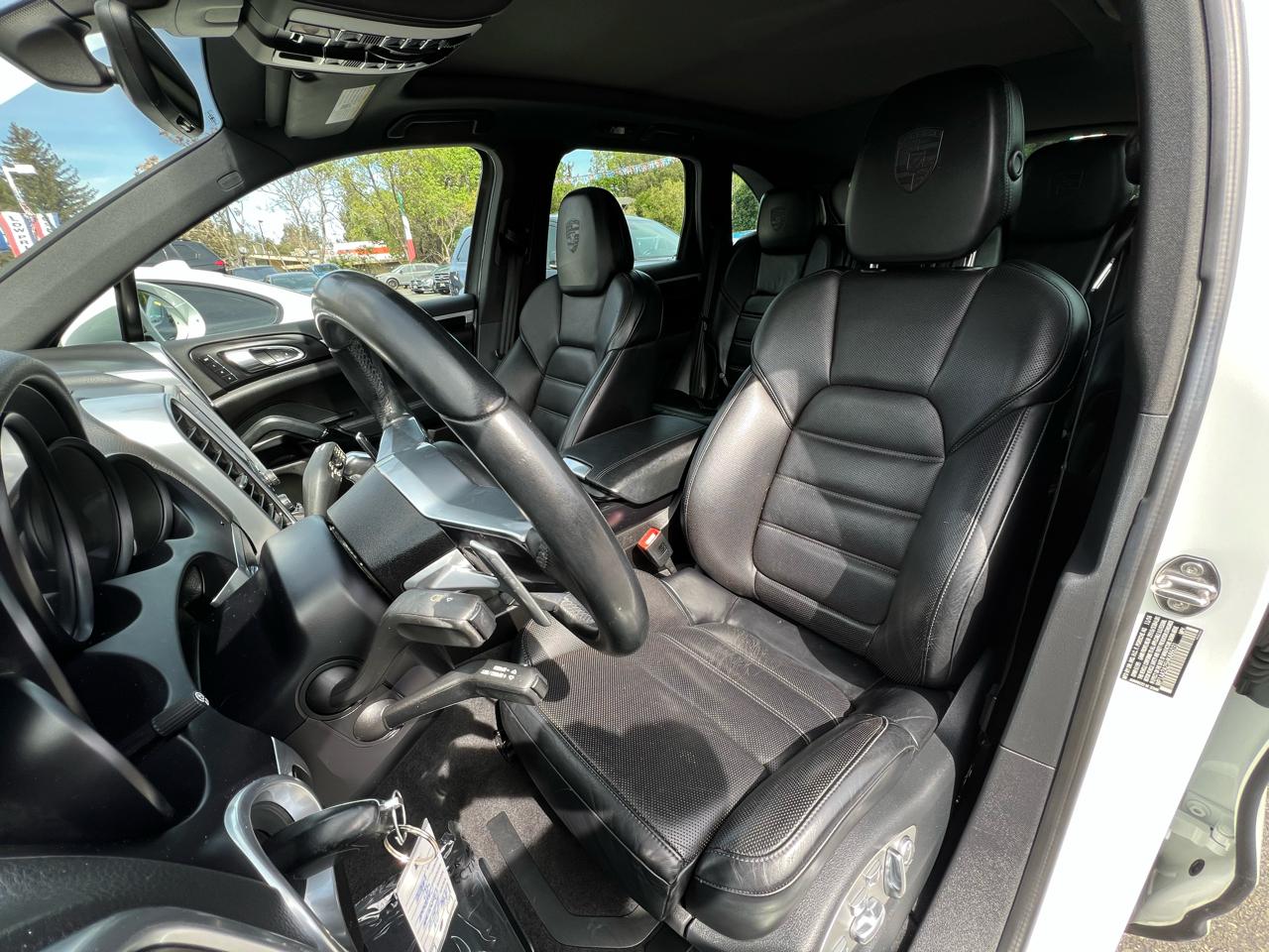 Porsche Cayenne  2017