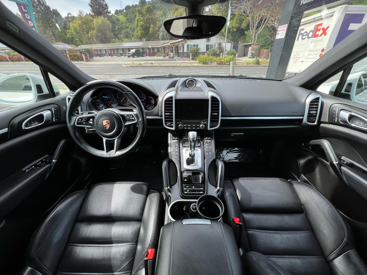 Porsche Cayenne  2017