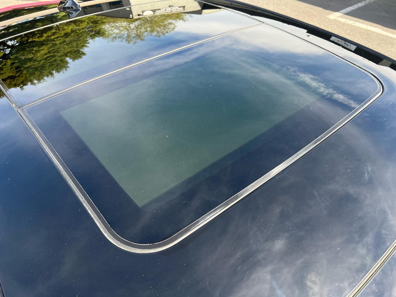 Cadillac CTS-V Sedan  2012